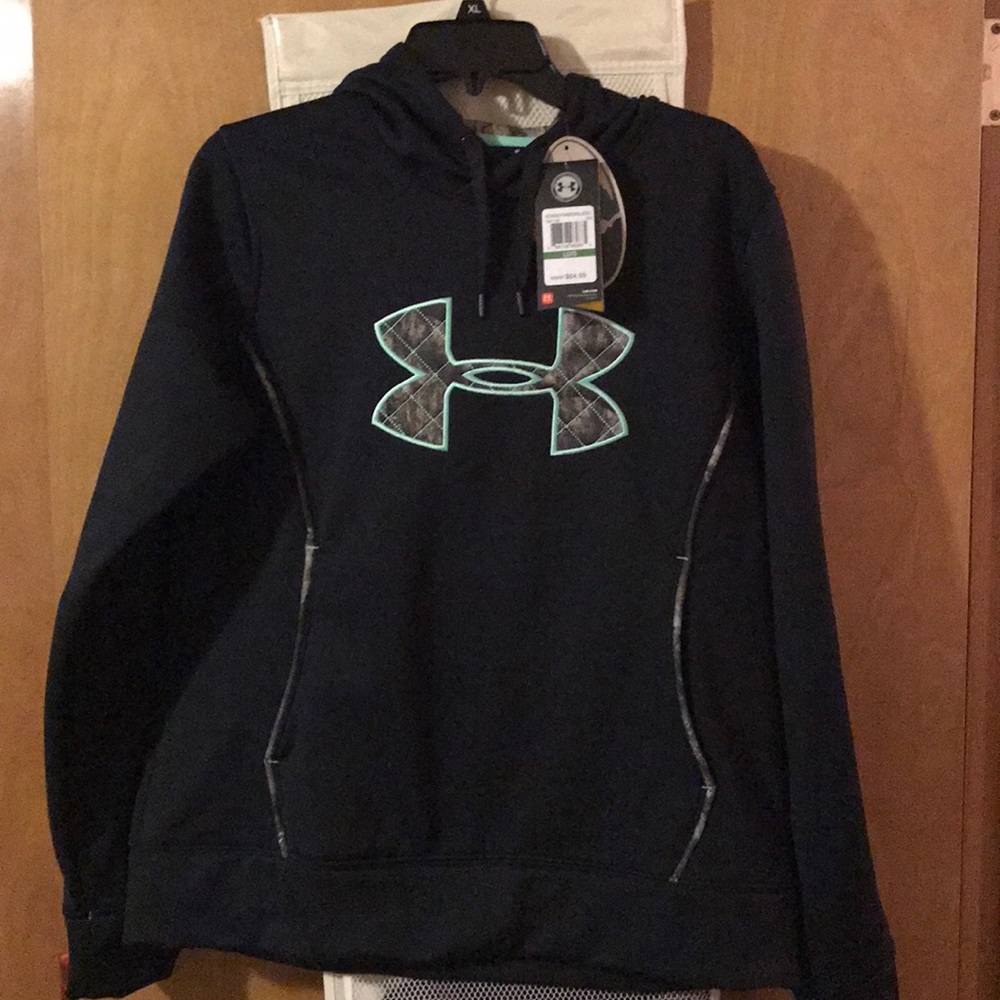 Under Armour hoodie black, mint, and camo Lg